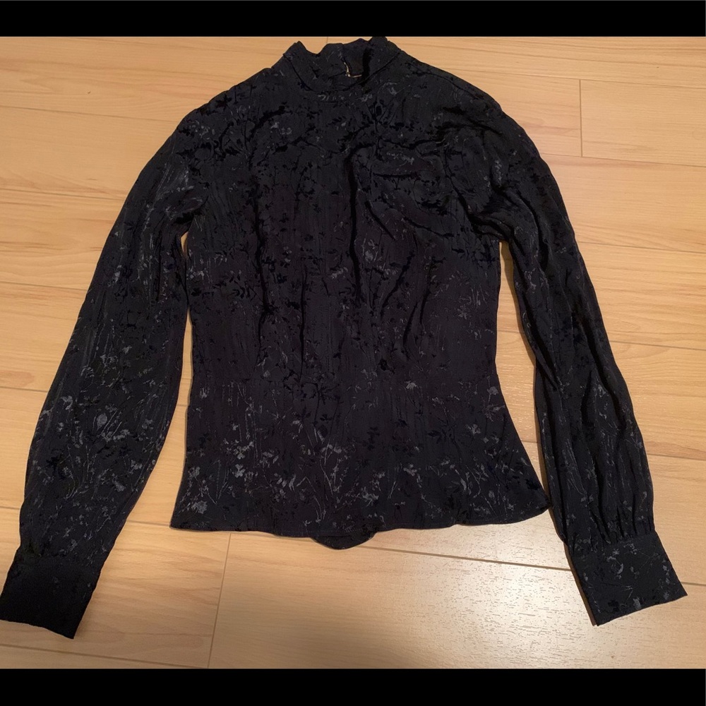 LPA OPEN BACK BLOUSE